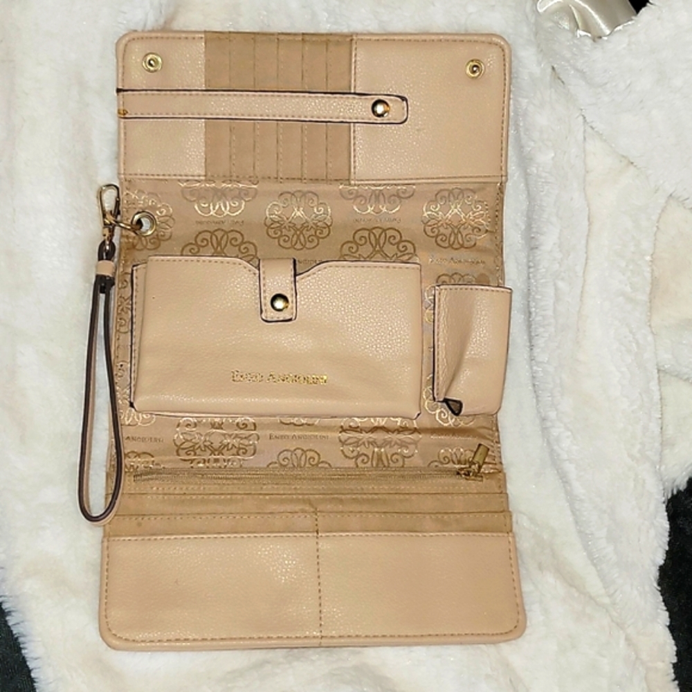 Enzo Angiolini - Picture 3 of 6